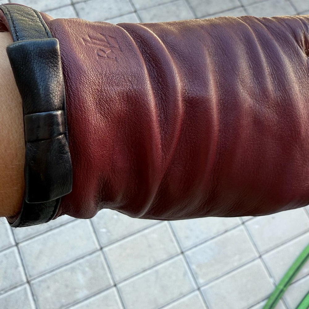 Ralph Lauren Burgundy Leather Gloves with Black Trim - Picture 5 of 9